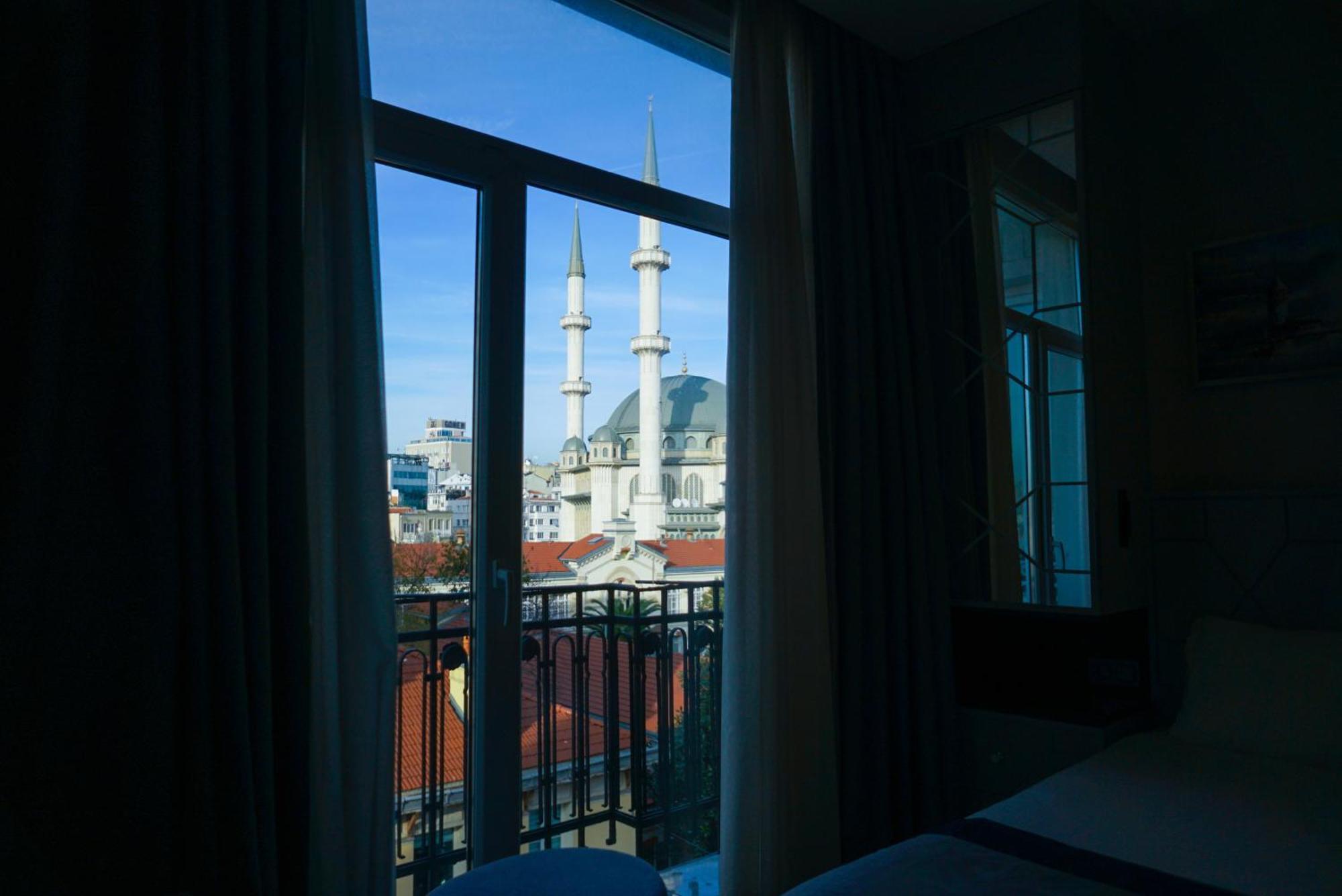 Triada Hotel Taksim - Special Category Istanbul Exterior photo