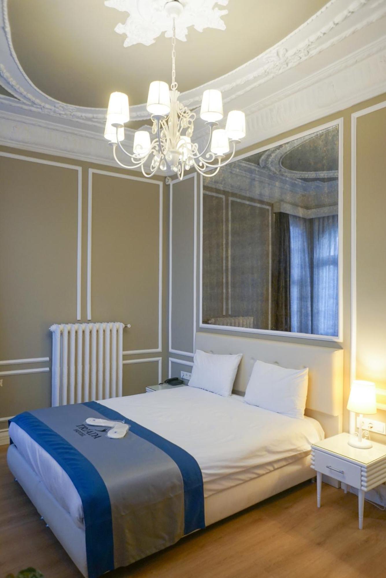 Triada Hotel Taksim - Special Category Istanbul Exterior photo